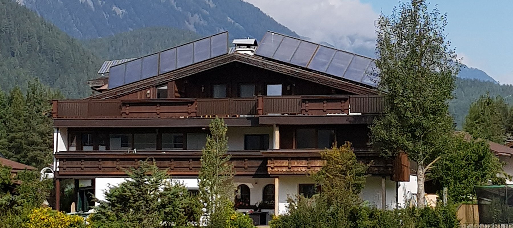 Ferienhaus Alpenroyal im Sommer